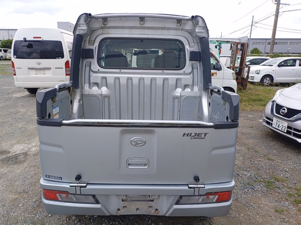 DAIHATSU HIJET