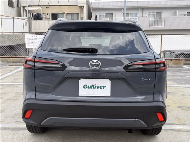 TOYOTA COROLLA CROSS