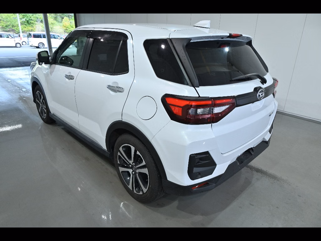 DAIHATSU ROCKY