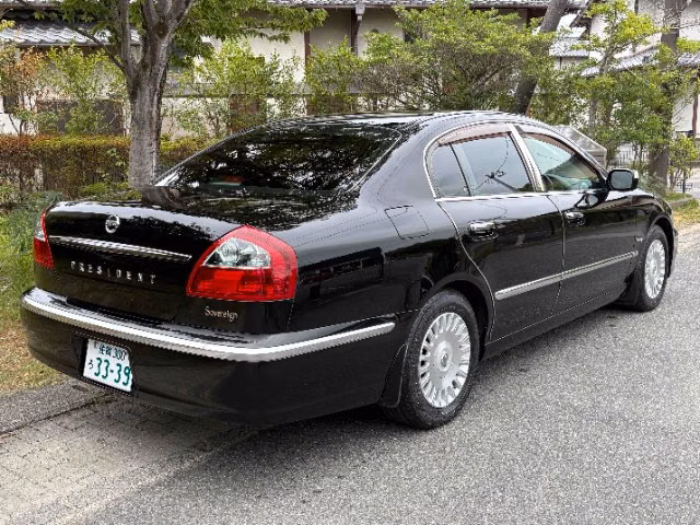 Nissan President