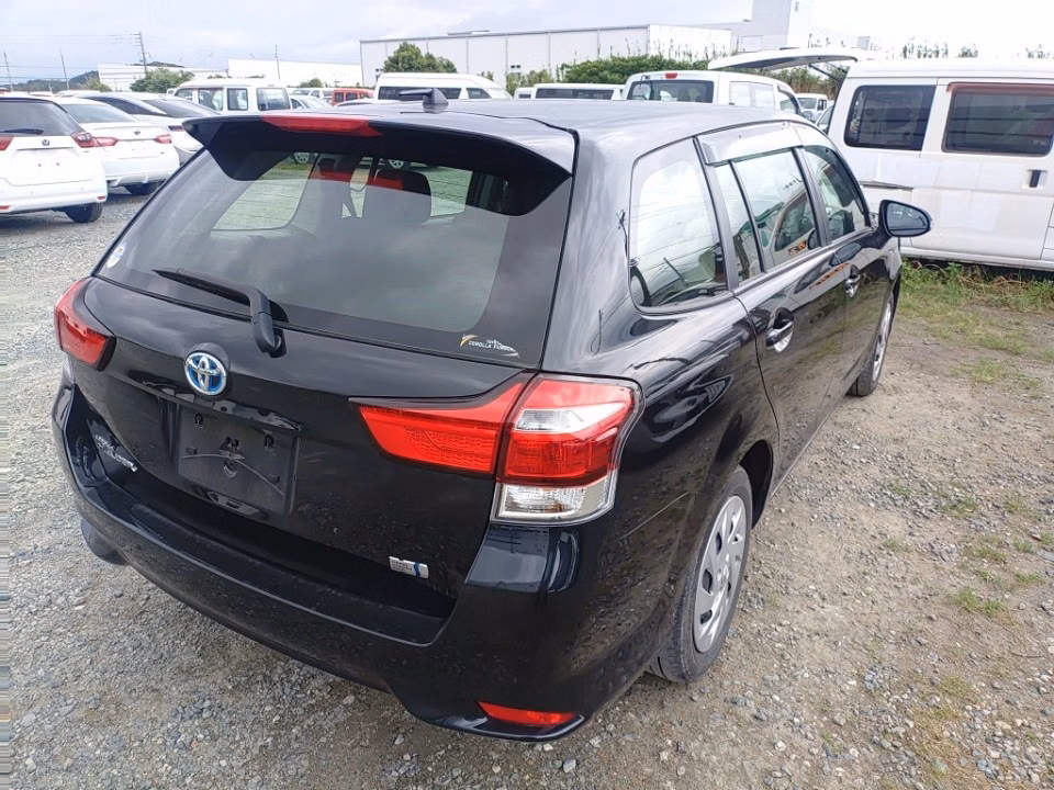 TOYOTA COROLLA FIELDER