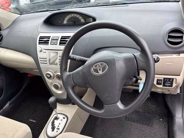 TOYOTA BELTA