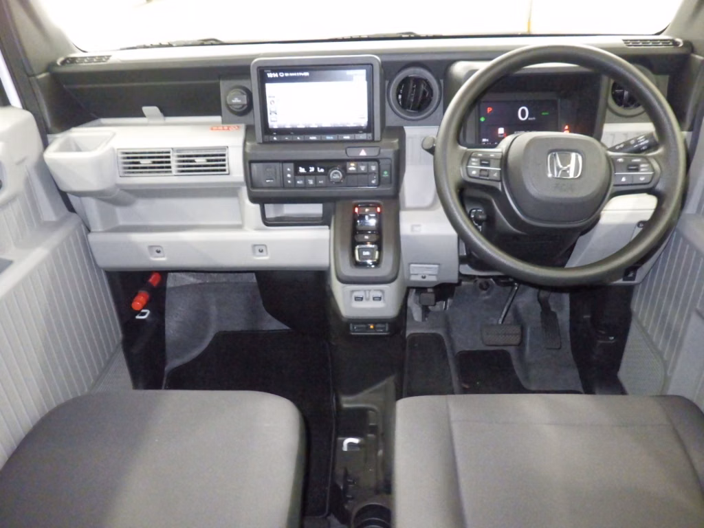 HONDA N-VAN
