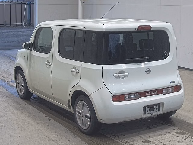 NISSAN CUBE