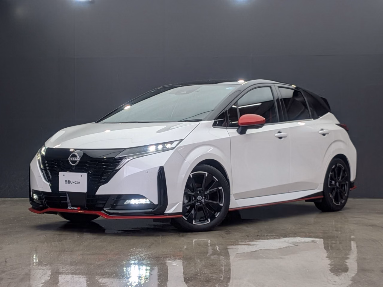 Nissan Aura