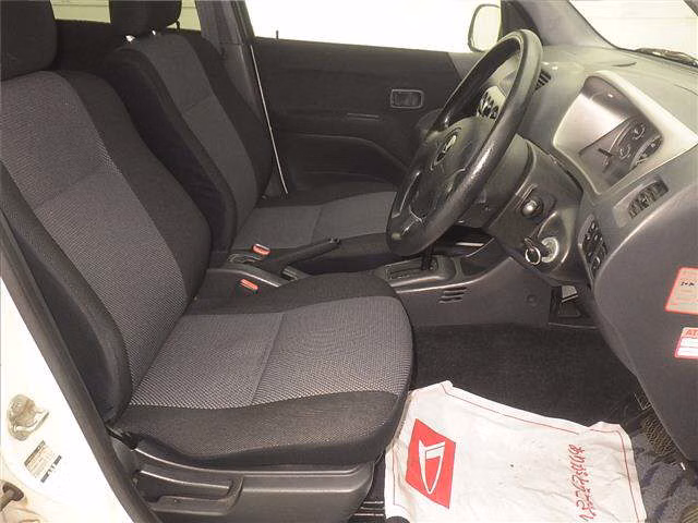 DAIHATSU TERIOS KID