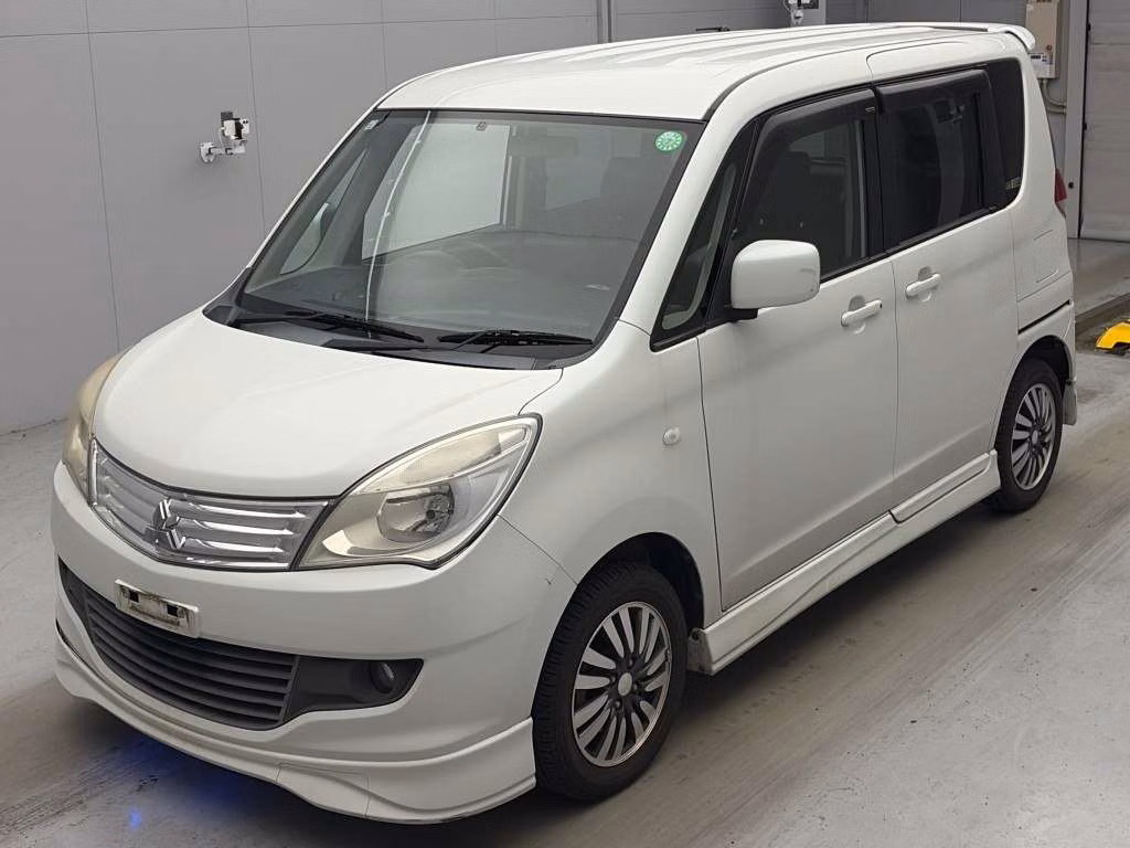 Mitsubishi Delica D:2