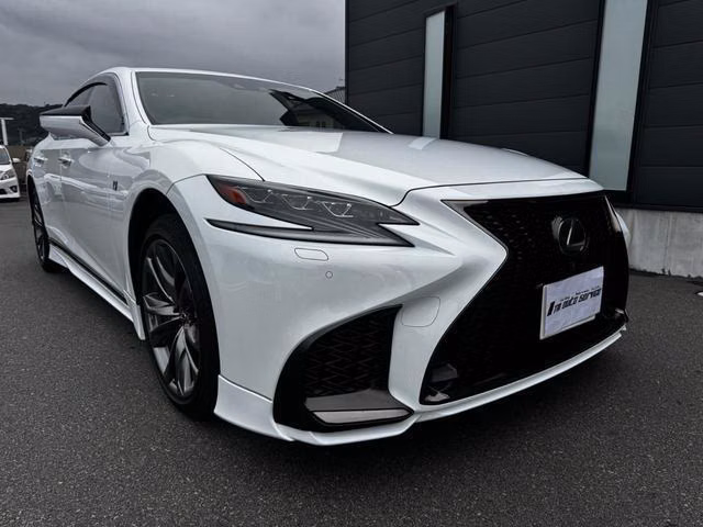 Lexus LS500