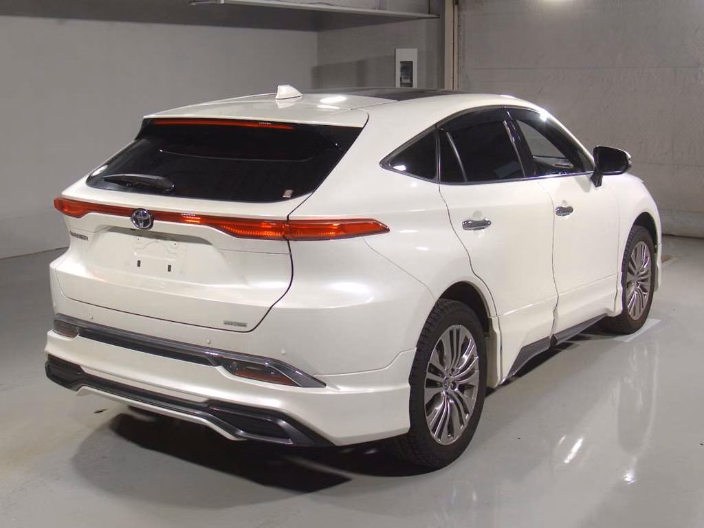 TOYOTA HARRIER