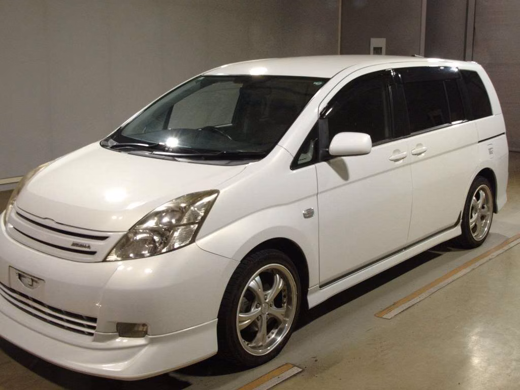 TOYOTA ISIS