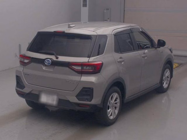DAIHATSU ROCKY
