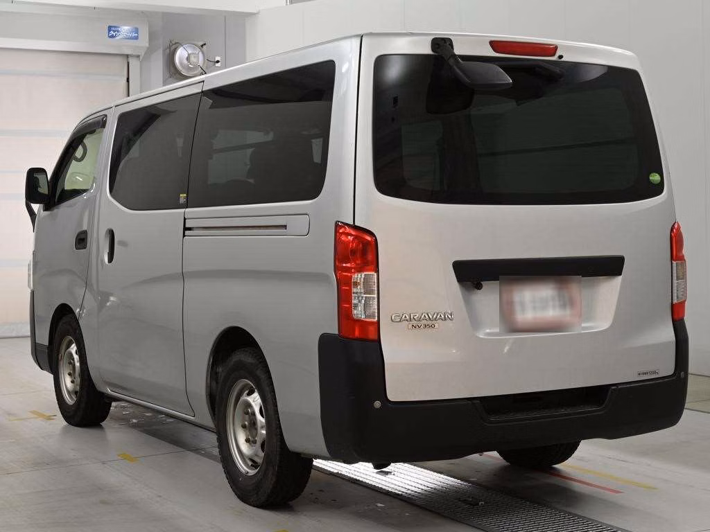 NISSAN NV350 CARAVAN