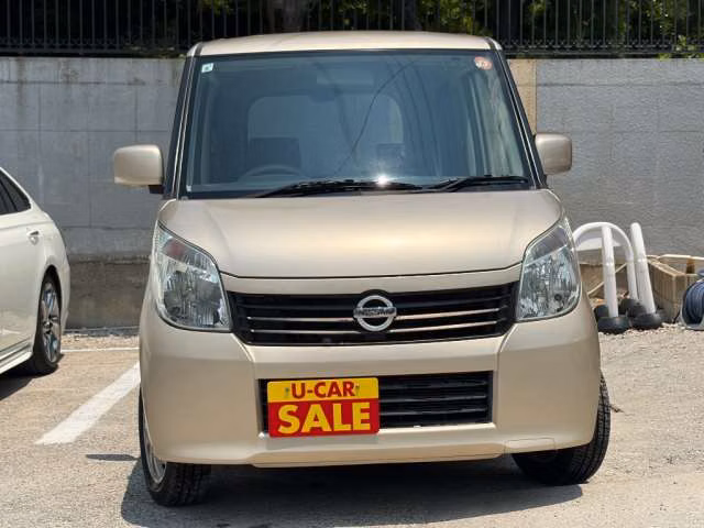 NISSAN ROOX