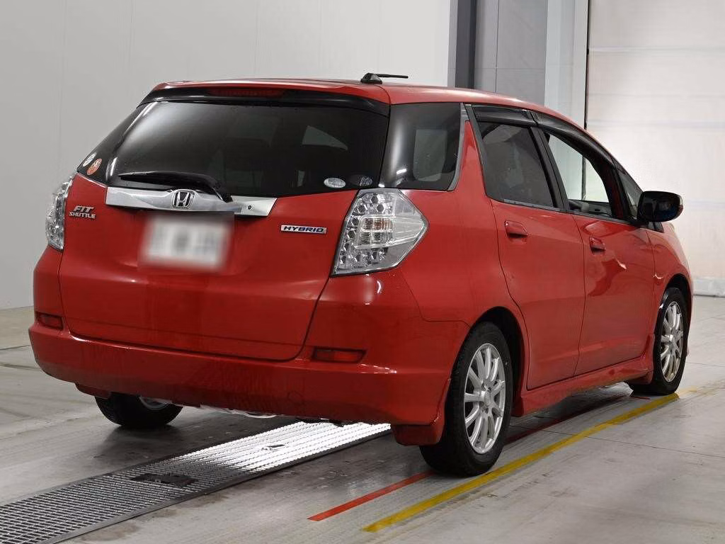 HONDA FIT SHUTTLE