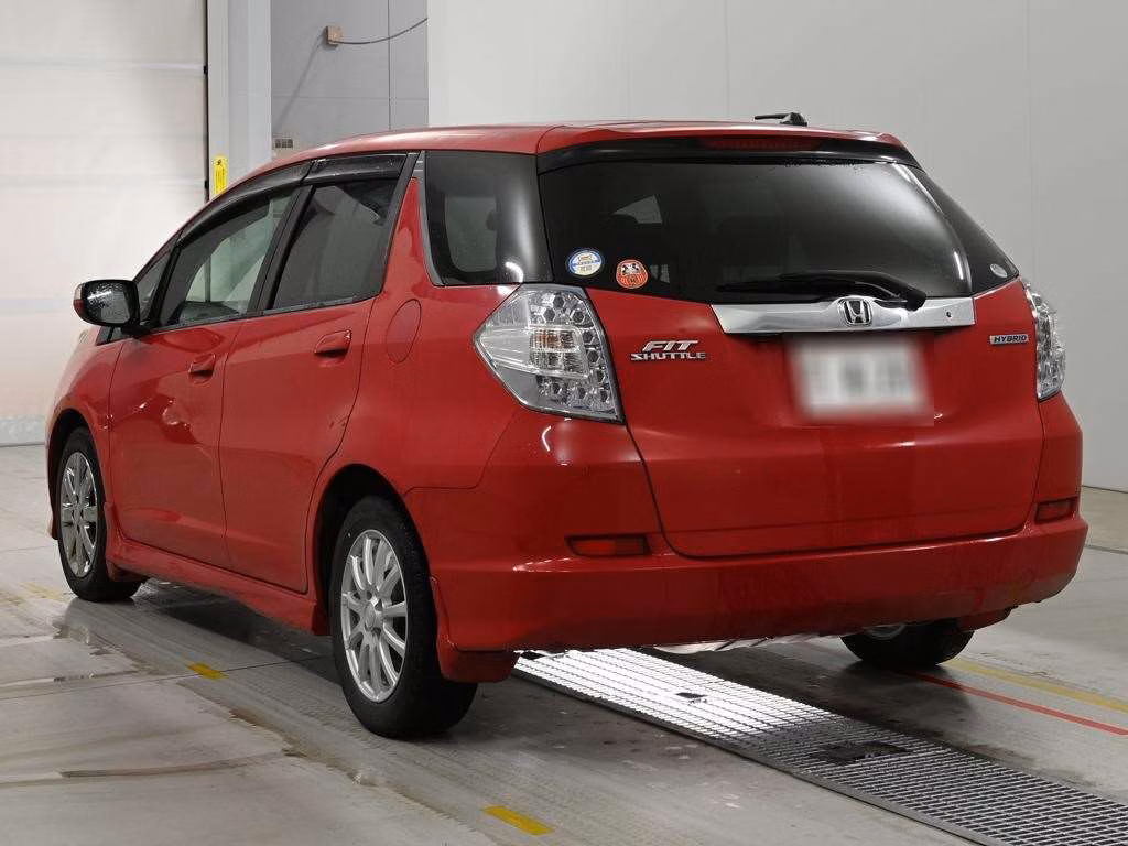 HONDA FIT SHUTTLE