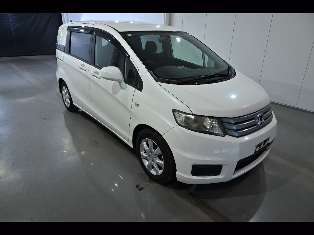 Honda Freed Spike