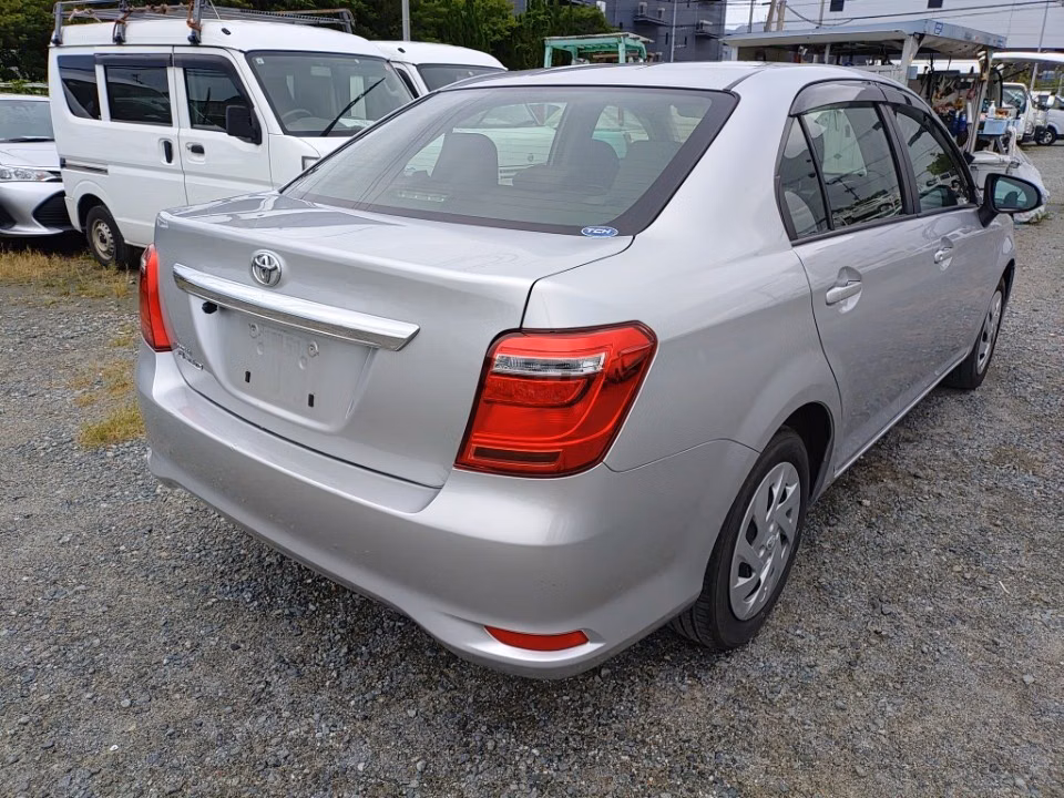 TOYOTA COROLLA AXIO