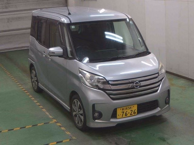 Nissan DAYZ Roox