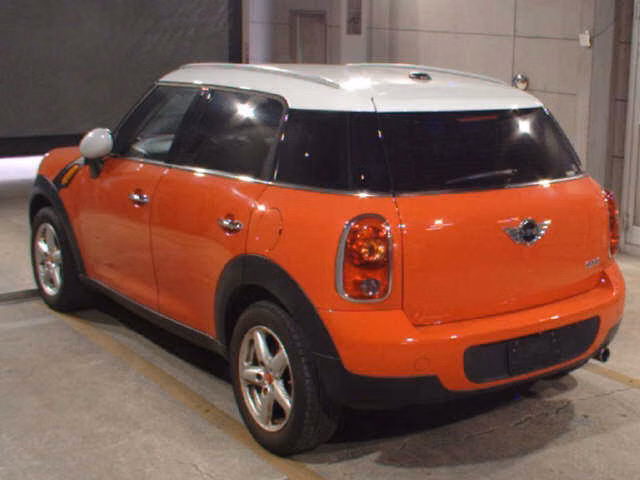 MINI CROSSOVER