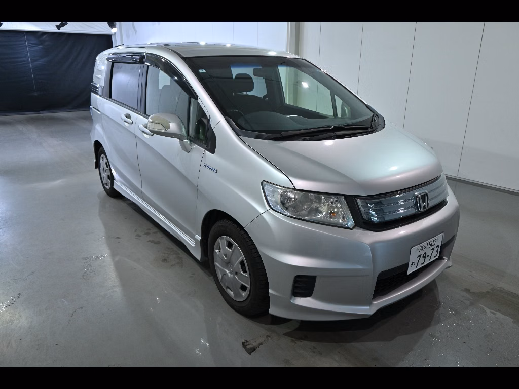 HONDA FREED SPIKE