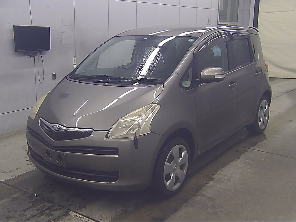 TOYOTA RACTIS