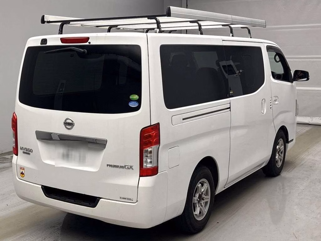 NISSAN NV350 CARAVAN