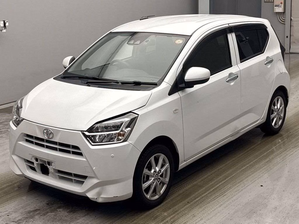 TOYOTA PIXIS EPOCH