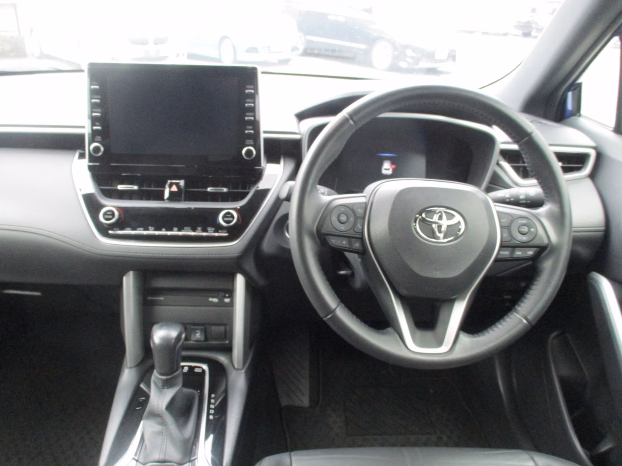TOYOTA COROLLA CROSS