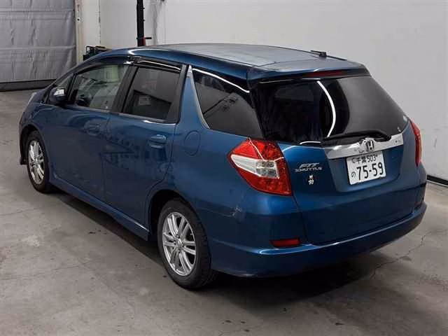 HONDA FIT SHUTTLE