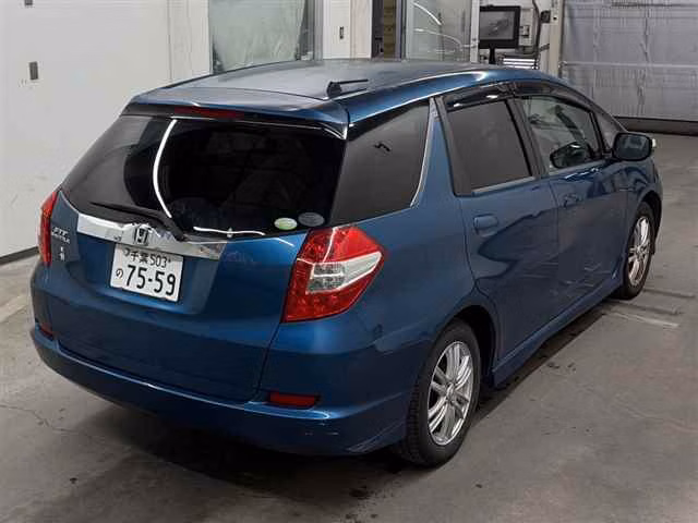 HONDA FIT SHUTTLE