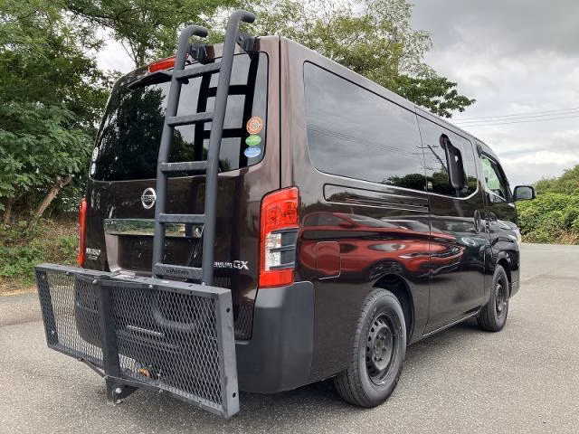 NISSAN NV350 CARAVAN