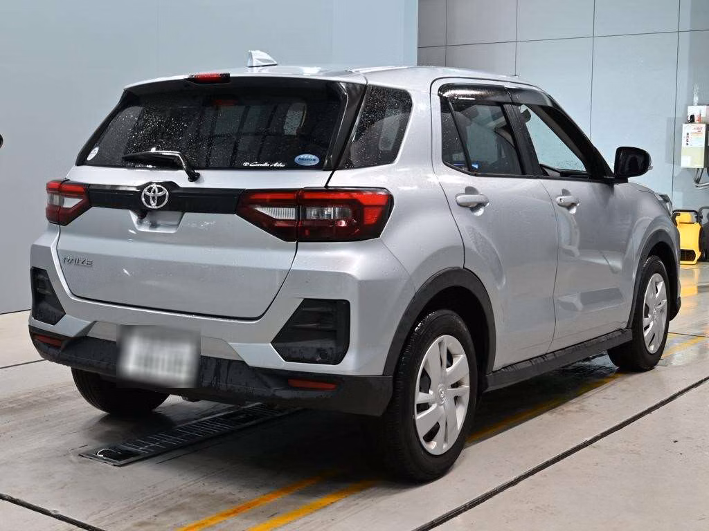 TOYOTA RAIZE