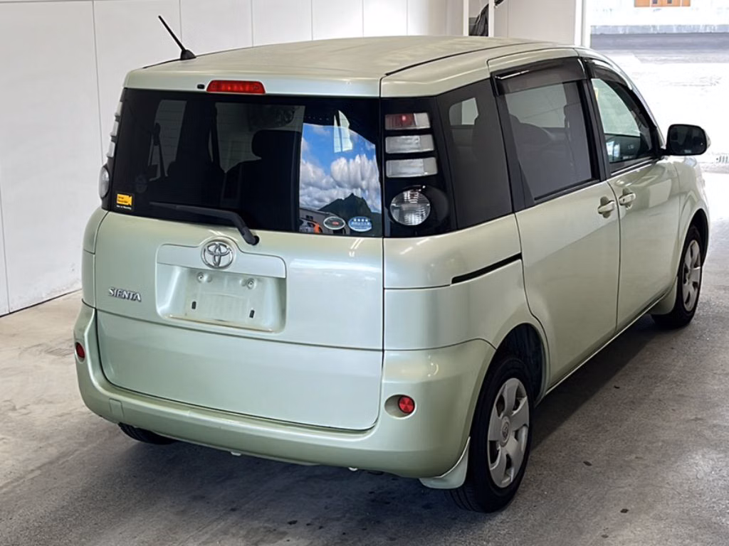 TOYOTA SIENTA