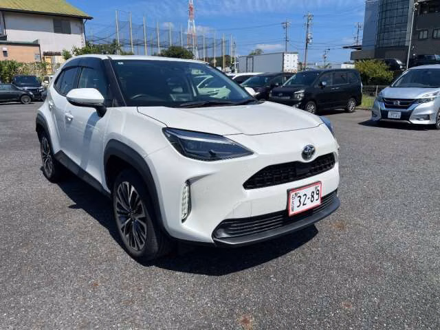 TOYOTA YARIS CROSS