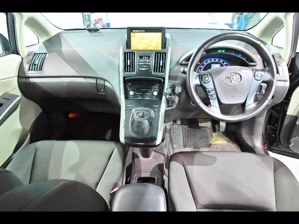 TOYOTA SAI