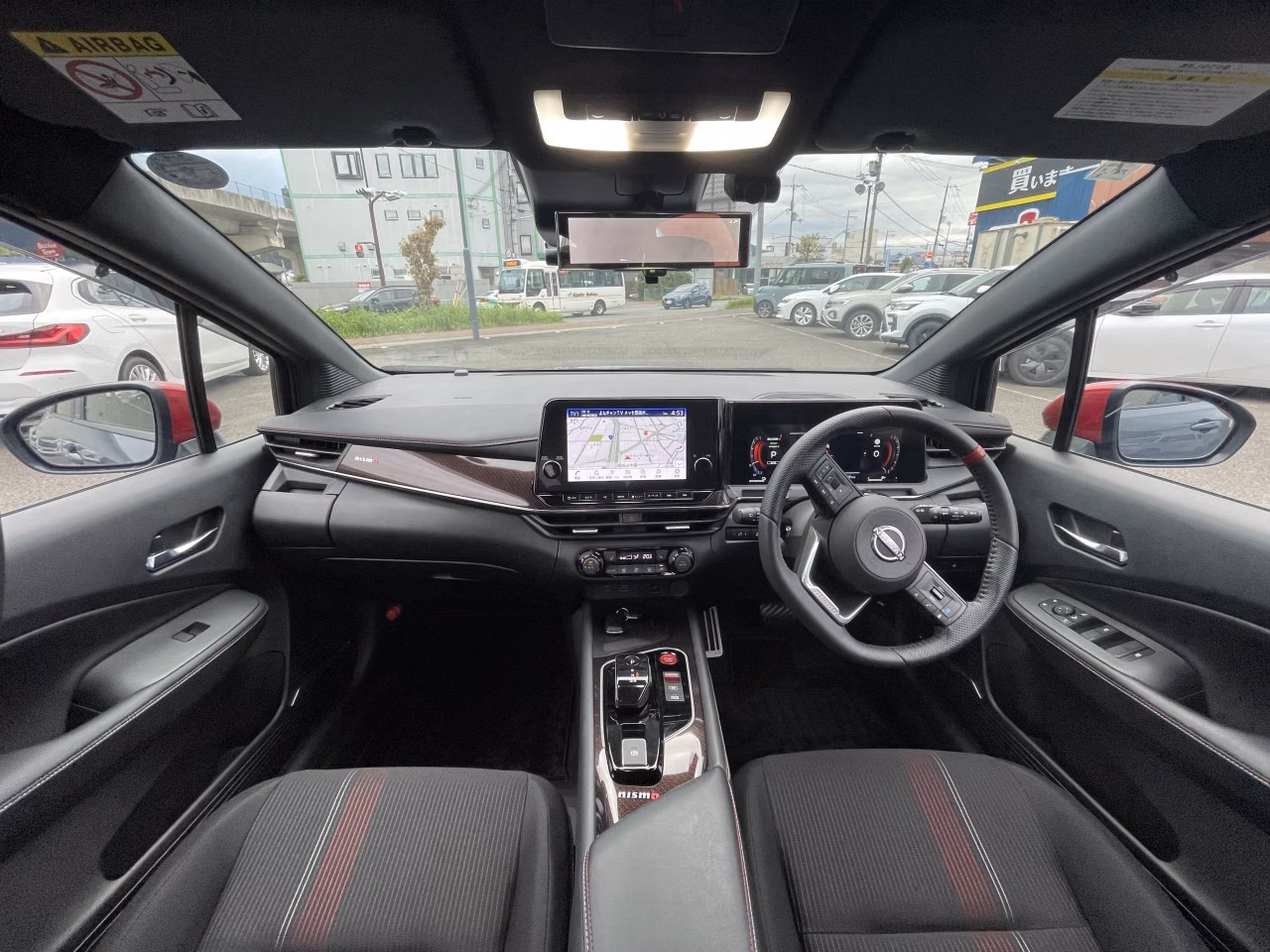 Nissan Aura