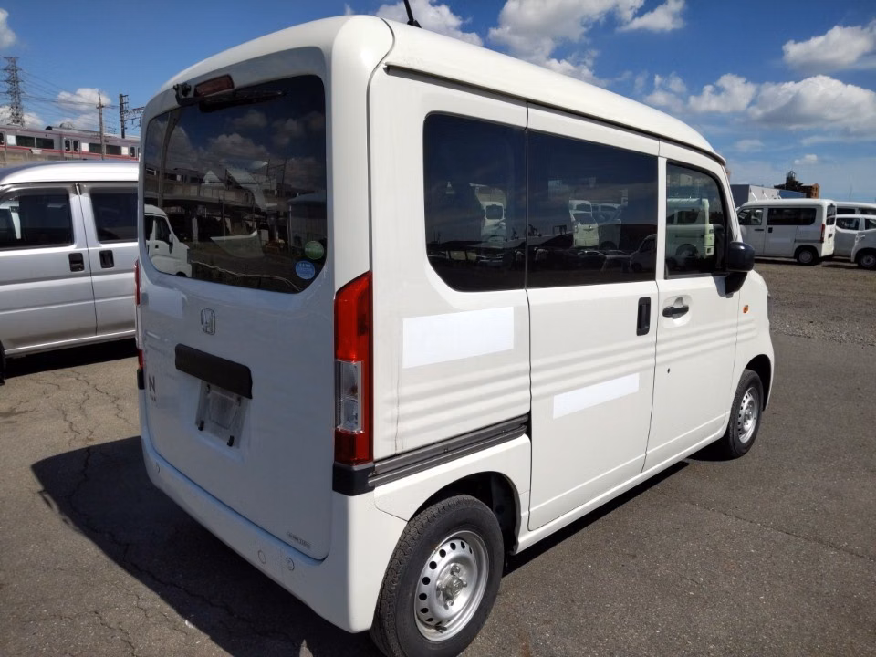 HONDA N-VAN