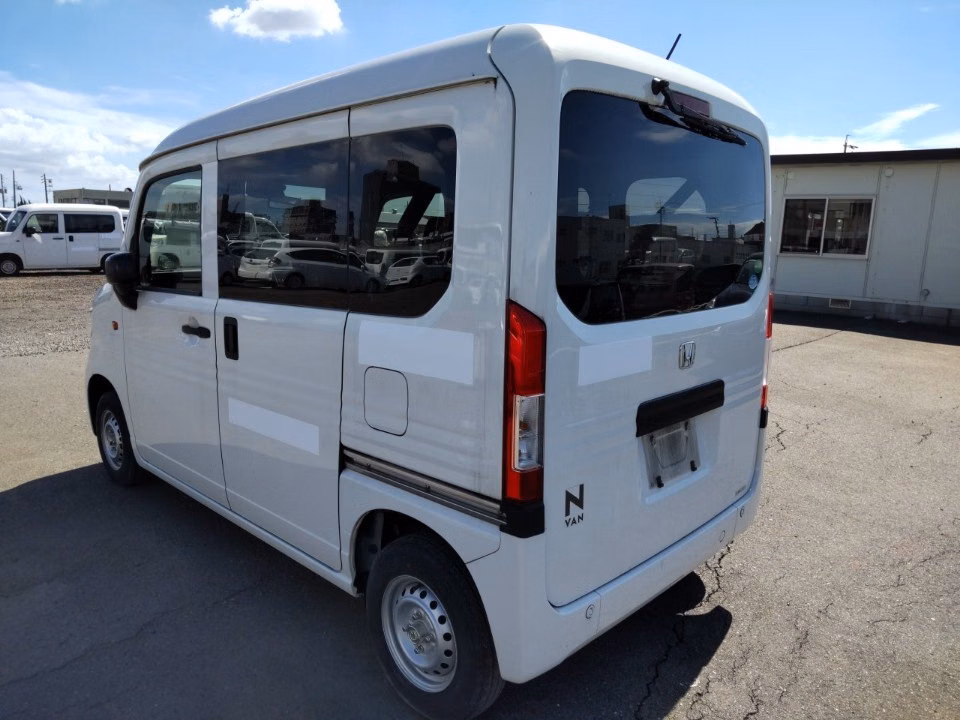 HONDA N-VAN
