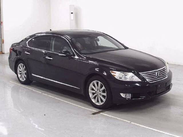 Lexus LS460