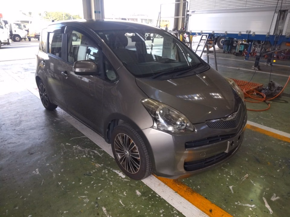 TOYOTA RACTIS