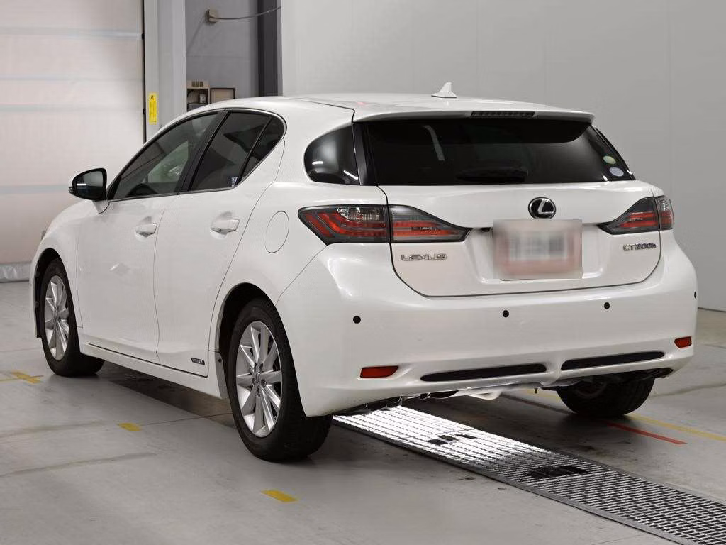LEXUS CT200H