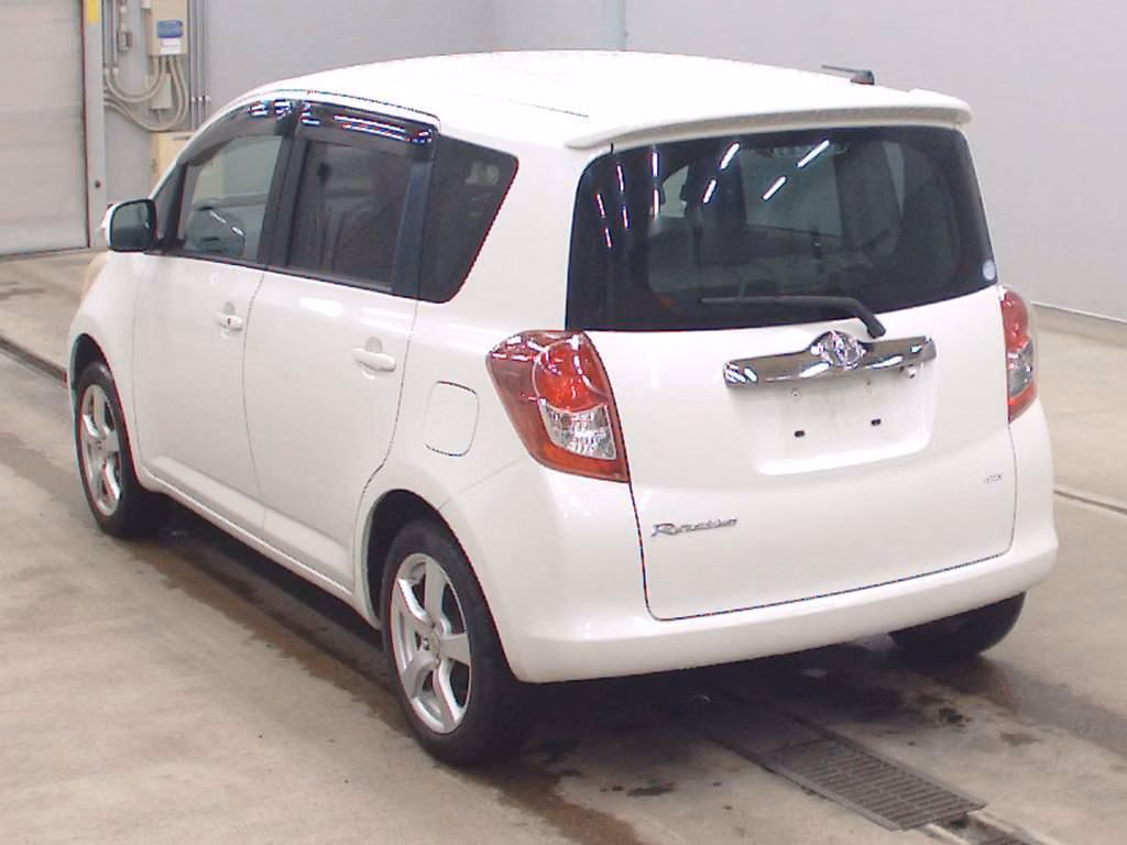 TOYOTA RACTIS