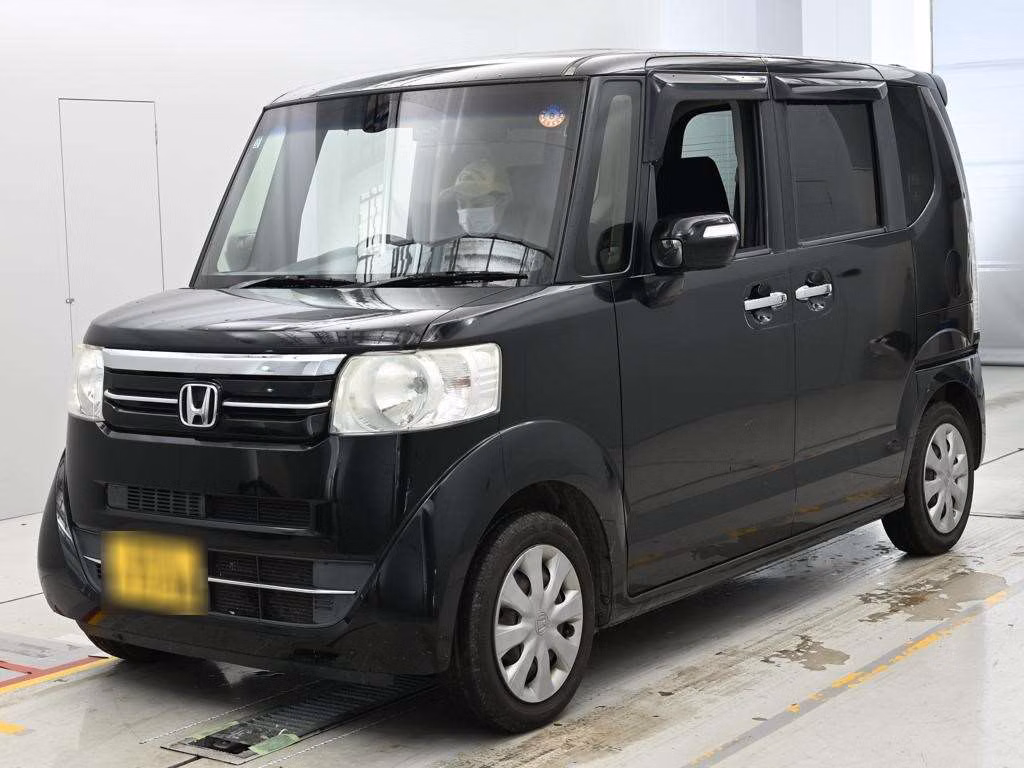 HONDA N-BOX
