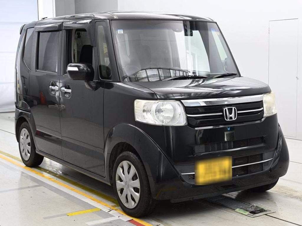 HONDA N-BOX