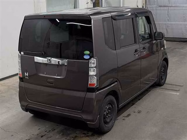 HONDA N-BOX