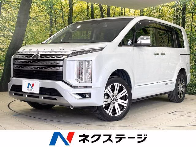 Mitsubishi Delica D:5