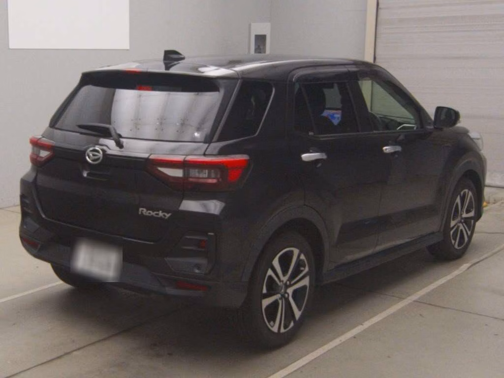 DAIHATSU ROCKY