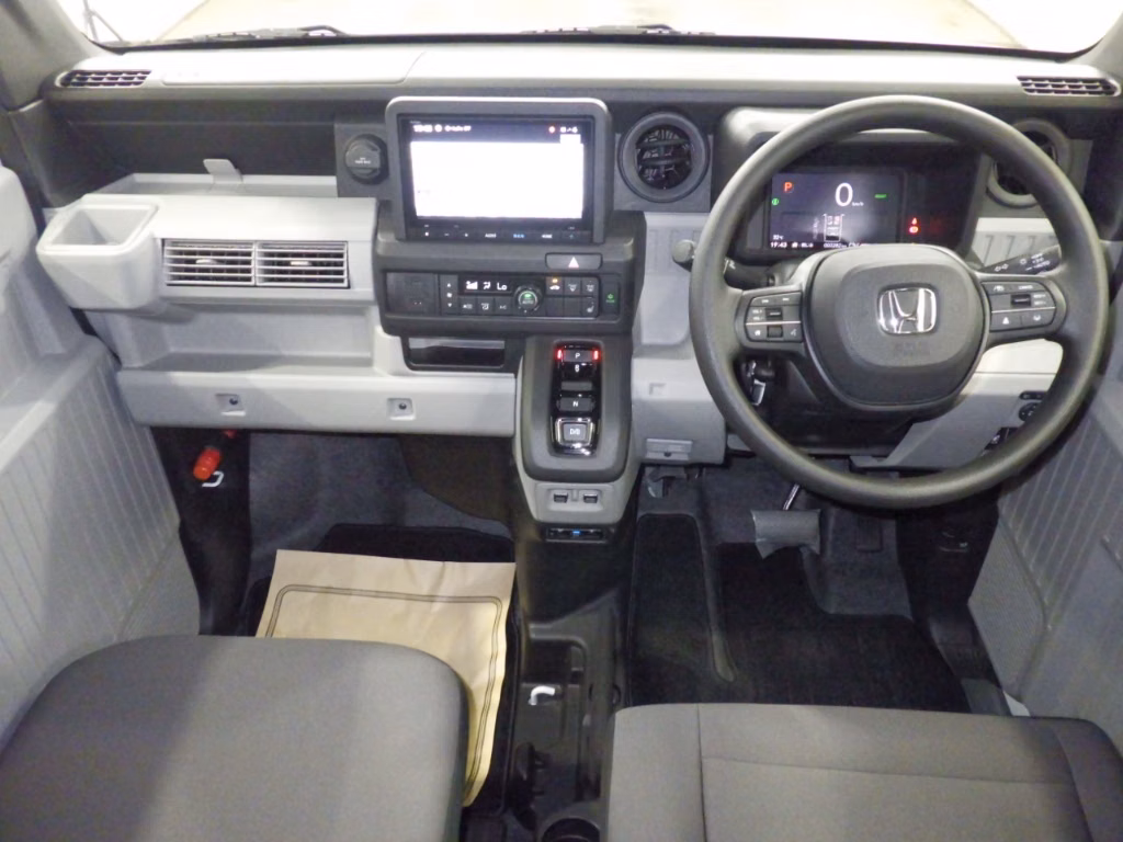 HONDA N-VAN