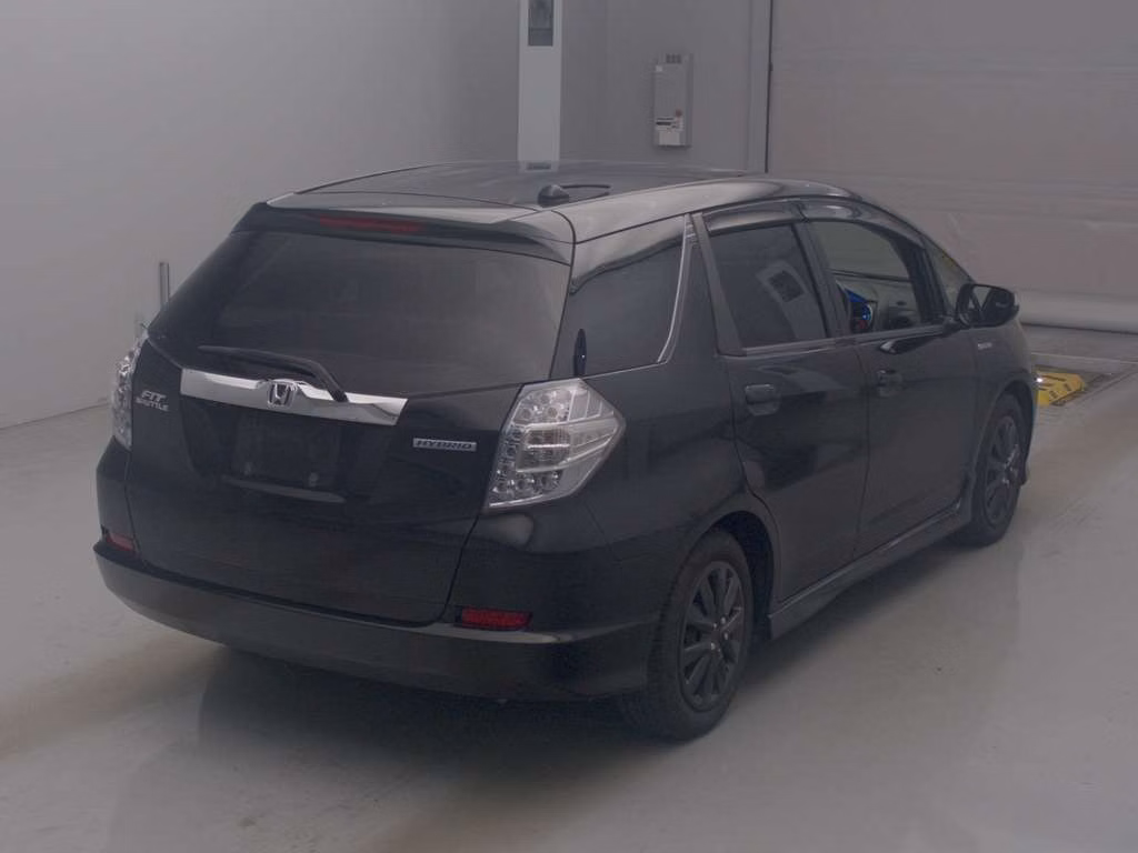 HONDA FIT SHUTTLE