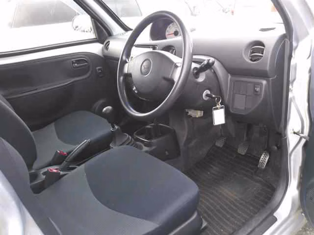 DAIHATSU ESSE